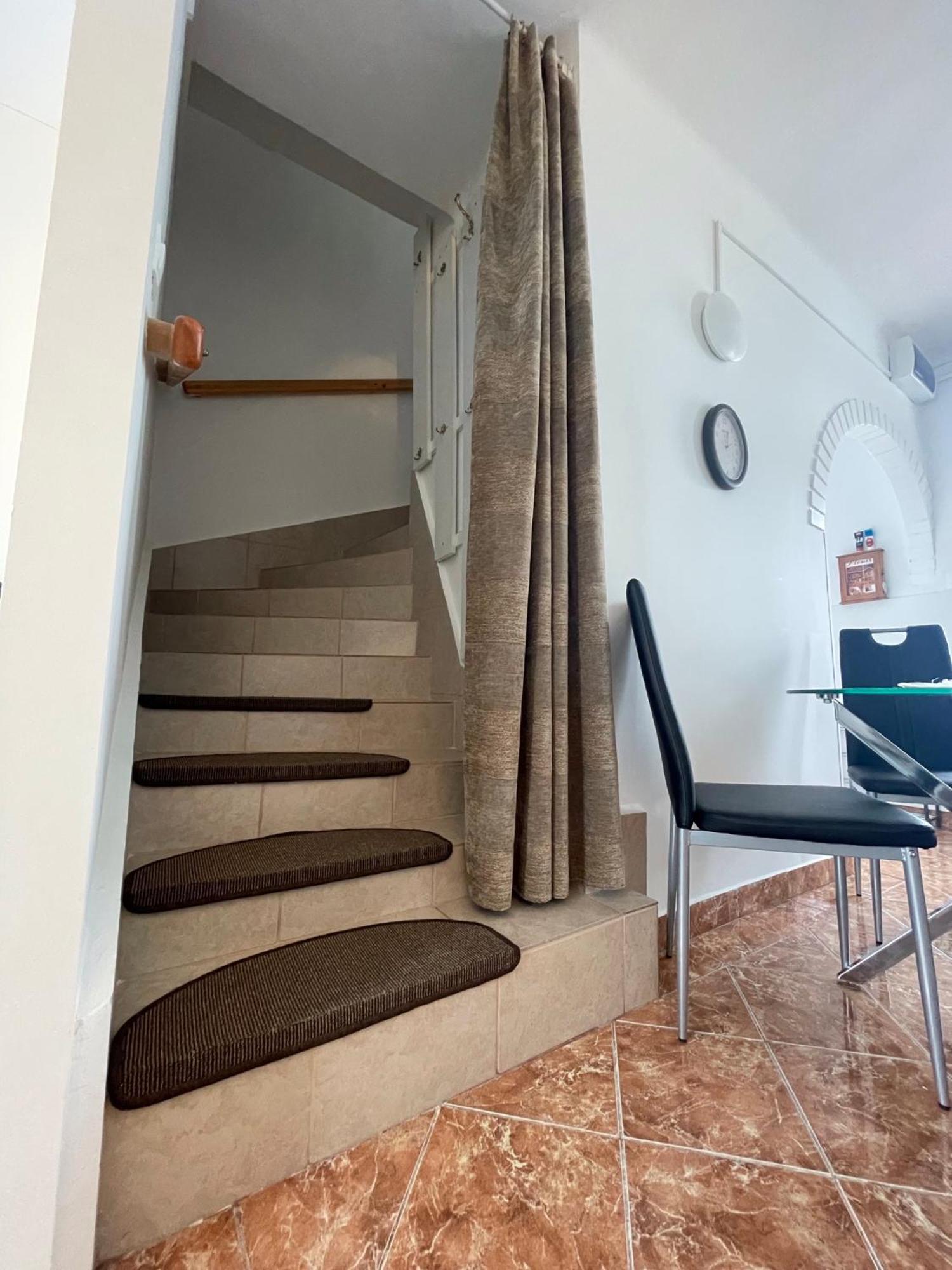 Var-Lak Apartman Balatonfuzfo Ngoại thất bức ảnh